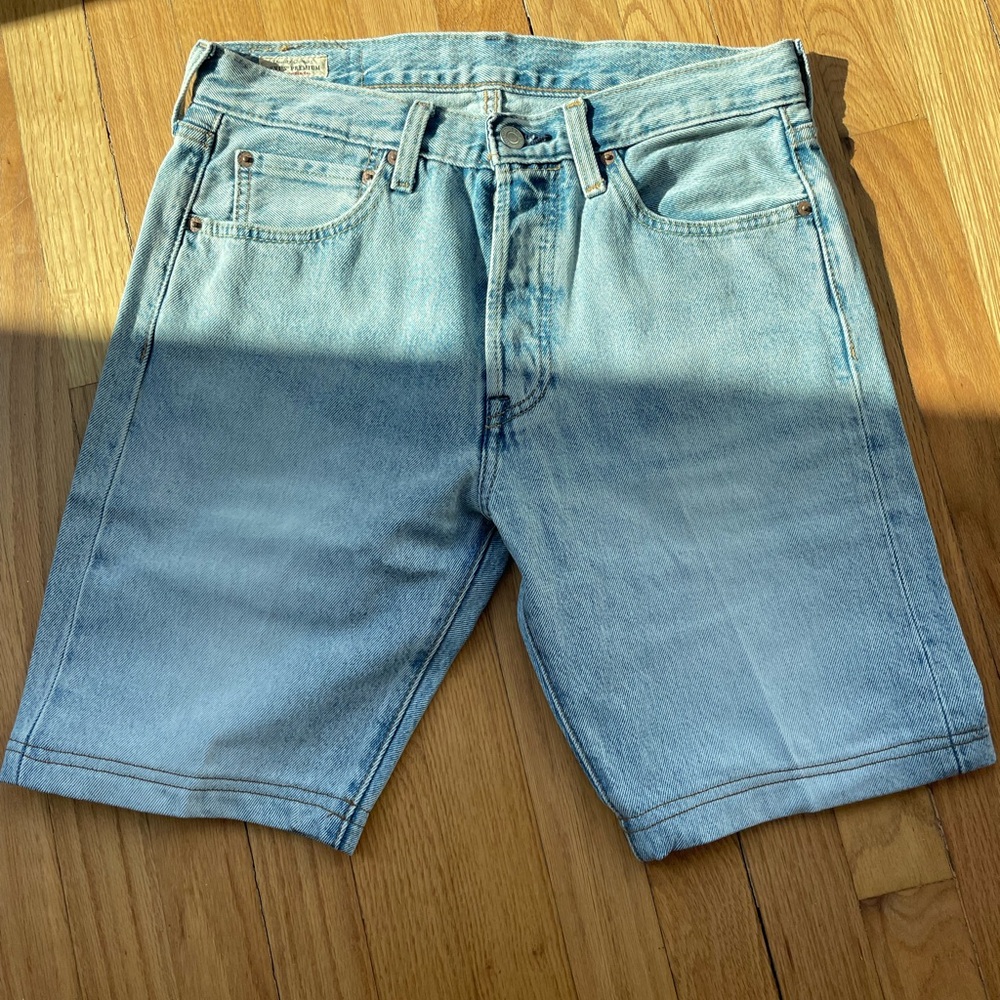 Levi's 501 Men's Light Blue Jean Shorts